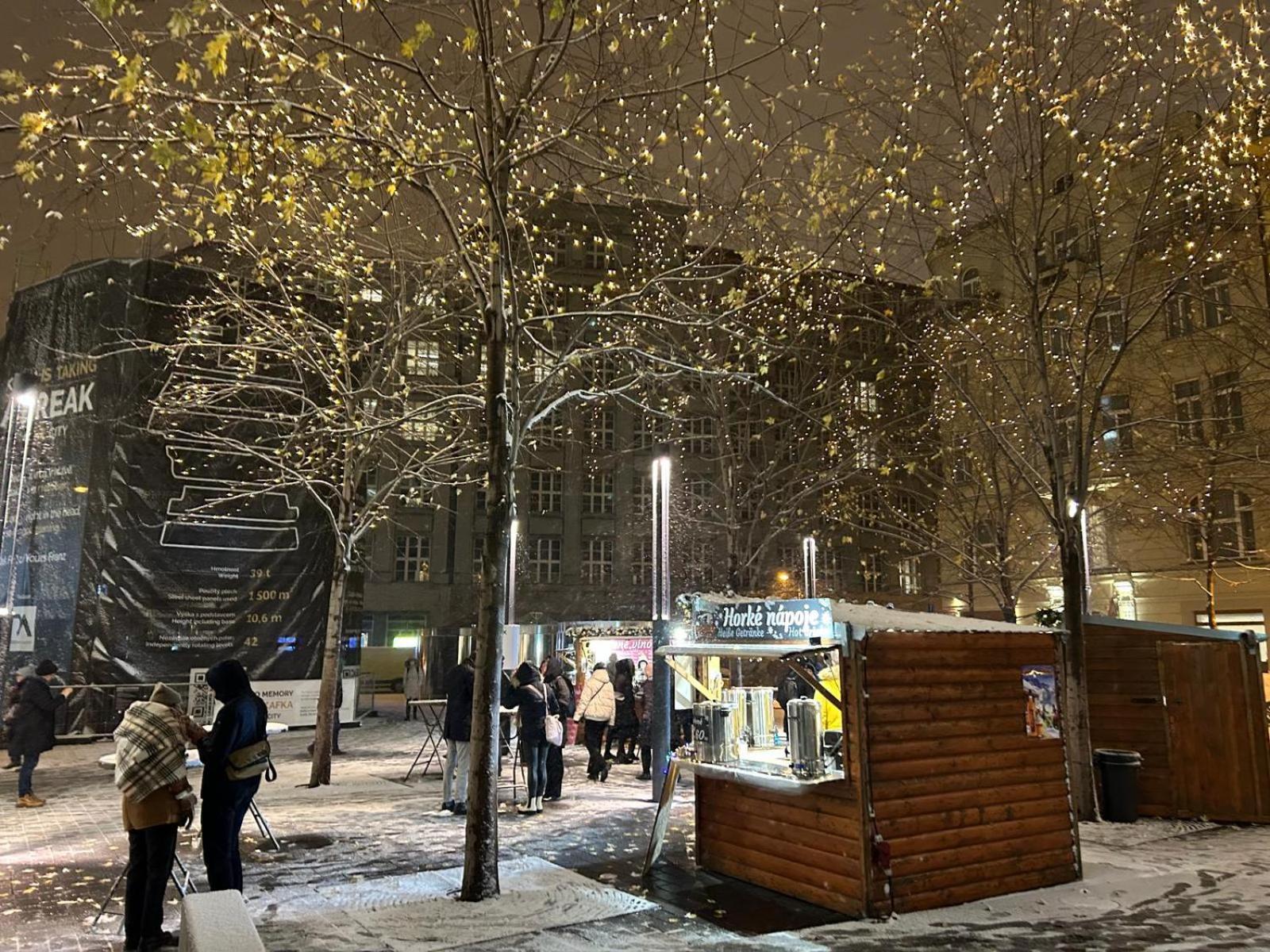 Hostel Downtown Прага Экстерьер фото