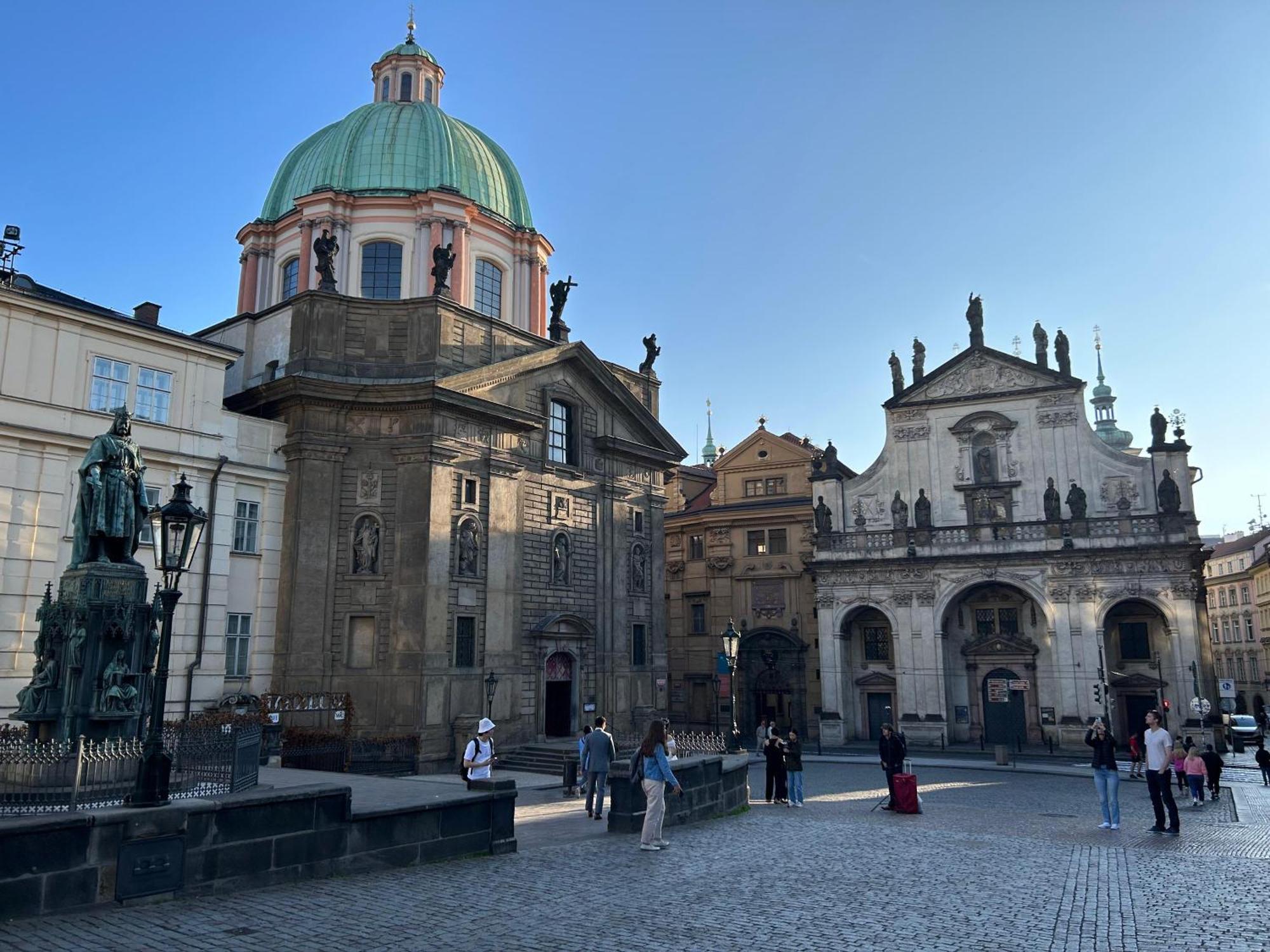 Hostel Downtown Прага Экстерьер фото
